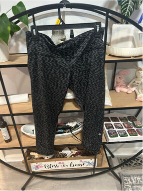 Women's Champion Black White Striped Leggings L